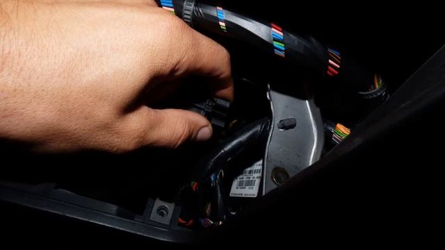 Wymiana filtra kabinowego Kia Venga Hyundai ix20 смотреть онлайн