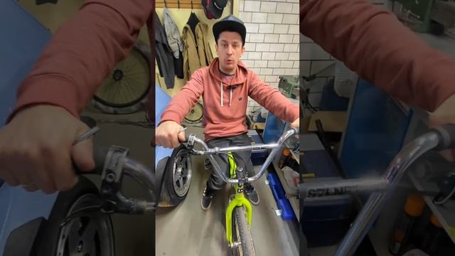 Как легко поднять переднее колесо! #бмх #bmx #рекомендации смотреть онлайн