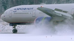 Первое зимнее видео сезона 2021/2022. Метель и снег. Аэропорт Шереметьево. Посадки и уборка снега