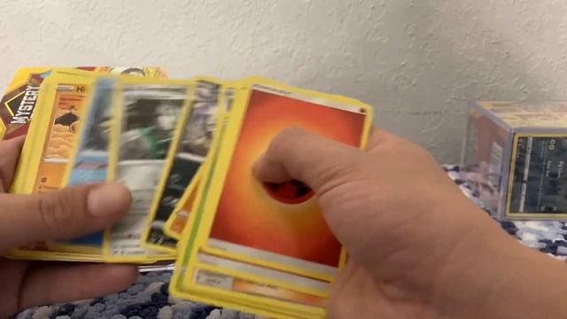 TWO CHARIZARD HITS!! POKEMON MYSTERY POWER CUBE REVIEW/BREAK смотреть онлайн