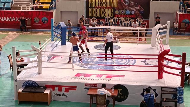 Хумоюн Нусратуллаев синий угол. Чемпионат Узбекистана по кикбоксингу. г Наманган 2022