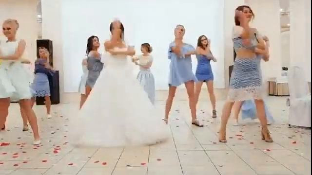 Три желания Восьмиклассница смотреть онлайн