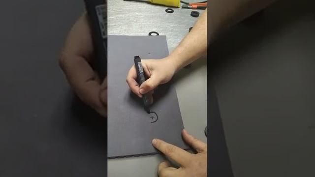 Установка крепежей для ковриков ЭВА в авто смотреть онлайн