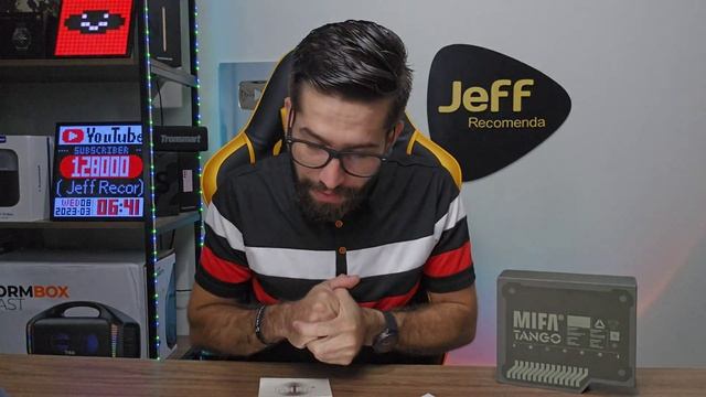 EXCLUSIVO!! Mifa TANGO IP67:Caixa De Som SUPER RESISTENTE Com LANTERNA E Bateria GIGANTE! (Unboxing