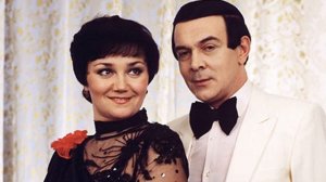 ДО СИХ ПОР НЕ СМИРИЛАСЬ! Как живет сейчас и выглядит вдова Магомаева - Тамара Синявская?