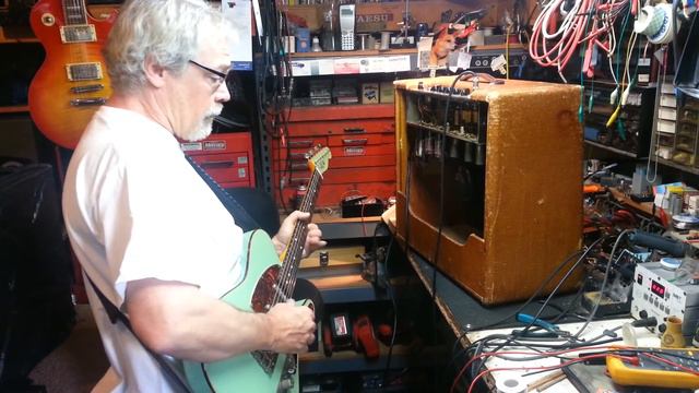 William Yates 1960 Fender Tweed Tremolux 5G9 Big Box Amp Part One смотреть онлайн