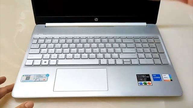 Hp 15s-Fq5112TU VS Dell Vostro 5620 i5 12th Gen *Real ? Comparison* Who is the best? смотреть онлайн
