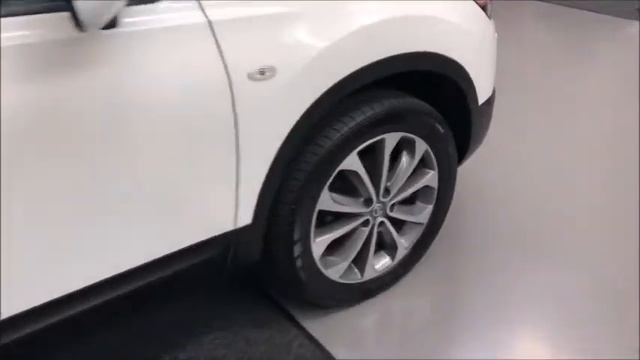 NISSAN QASHQAI 1 6 TEKNA IS DCISTART STOPS 5d 130 BHP смотреть онлайн