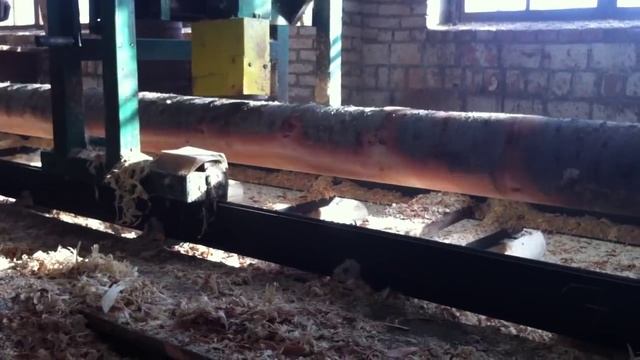 Станки для производства оцилиндрованных бревен смотреть онлайн