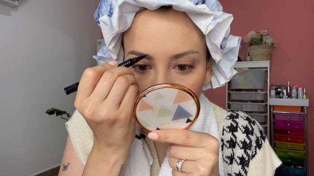 Probando LIFT & SNATCH BROW TINT PEN De NYX COSMETICS, Ceja Pelo A Pelo