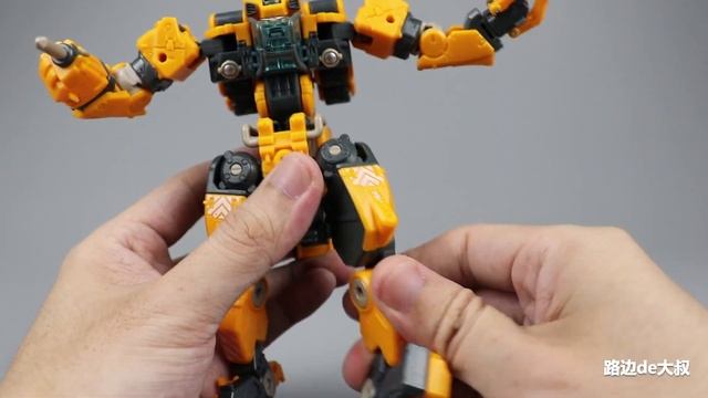 【开盒分享】52TOYS MEGABOX 全能小队破土者LANDBREAKER смотреть онлайн