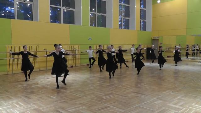 Открытый урок по хореографии в "Детском хореографическом ансамбле "Жемчужина" смотреть онлайн
