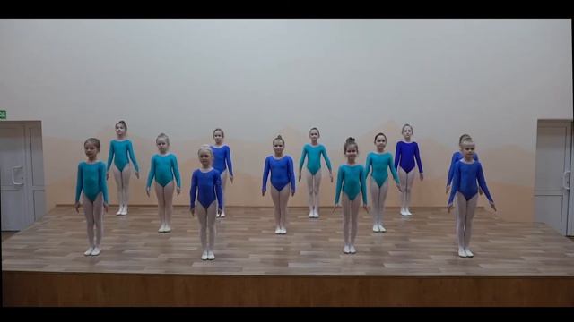 Музыкально-ритмическое упражнение "Часики". В исполнении учащихся 2-3 классов "СДШИ" г. Сухой Лог смотреть онлайн
