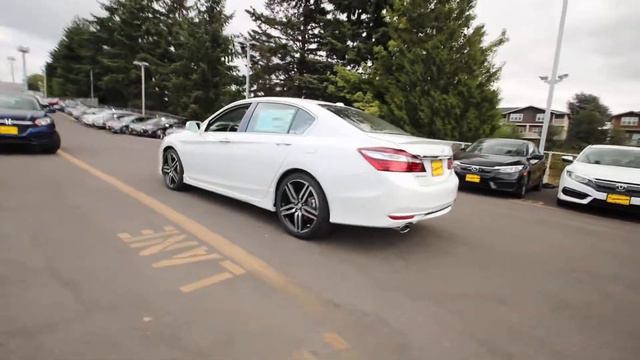 2017 Honda Accord Touring | White Orchid | HA043786 | Seattle | Burien | Renton | смотреть онлайн
