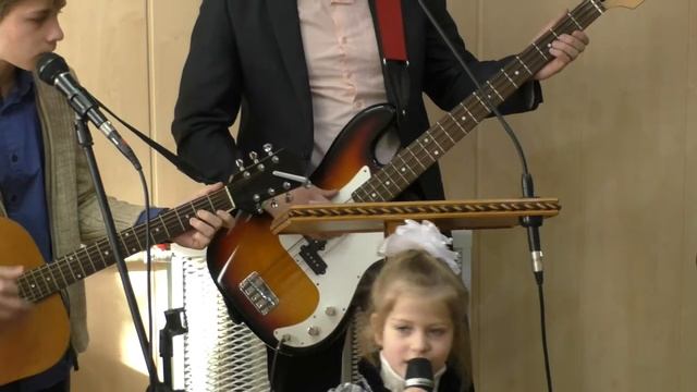 Звёздочки ярко сияли. Надежда Макарова. Детская христианская песня смотреть онлайн