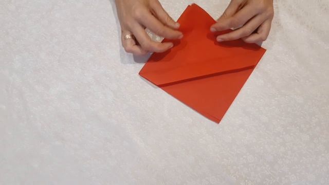 КАК КРАСИВО И БЫСТРО СЛОЖИТЬ САЛФЕТКИ ДЛЯ СЕРВИРОВКИ СТОЛА. КОНВЕРТ ИЗ САЛФЕТКИ смотреть онлайн