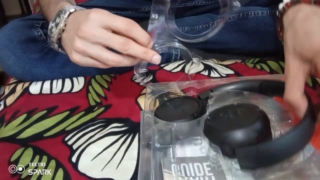 JBL 510 BT KULAKLIK KUTU AÇILIMI !! смотреть онлайн