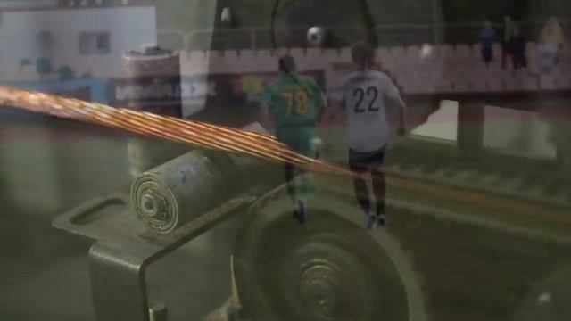 Мальчик защитил бедную девушку в автобусе. Спустя неделю к школе подъехал Мерседес. смотреть онлайн