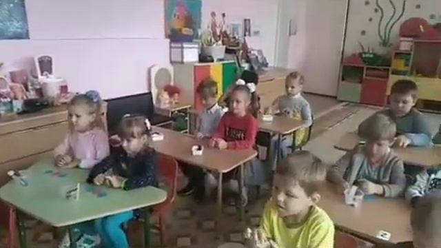 "МКДОУ" Детский сад 12 " Аленушка" представляет: "Один день из жизни воспитателя". смотреть онлайн