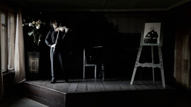 Mikhail Choumakov - J. S. Bach. Sarabande from partita №2 смотреть онлайн