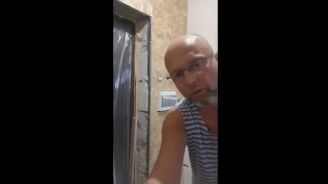 Видео №8 о том как Я устанавливал угловой шкаф купе и антресоль в коридор смотреть онлайн