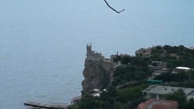 КРЫМ ЛАСТОЧКИНО ГНЕЗДО И КРУТОЙ ЧАЙНИК НА КОСТРЕ смотреть онлайн