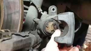 Королла 150. Замена задних дисков в подробностях, ссылка в закрепленном комментарии.