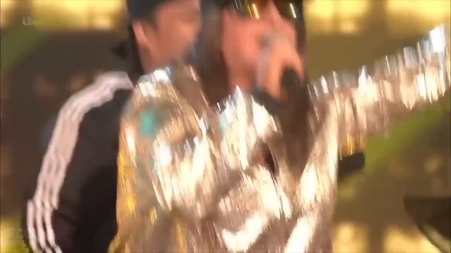 Apple Fanboy in Crisis Over M2 MacBook Pro Rumours смотреть онлайн