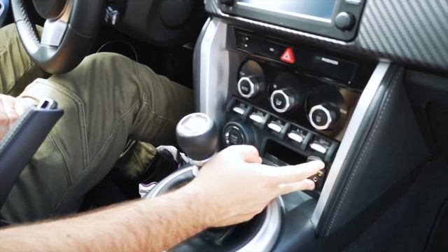 Toyota GT86 / Al volante / Supermotoronline.com смотреть онлайн