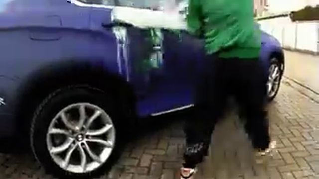 Меняет цвет от воды смотреть онлайн