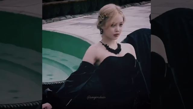 treat me like a queen - [SOOJIN FMV] смотреть онлайн