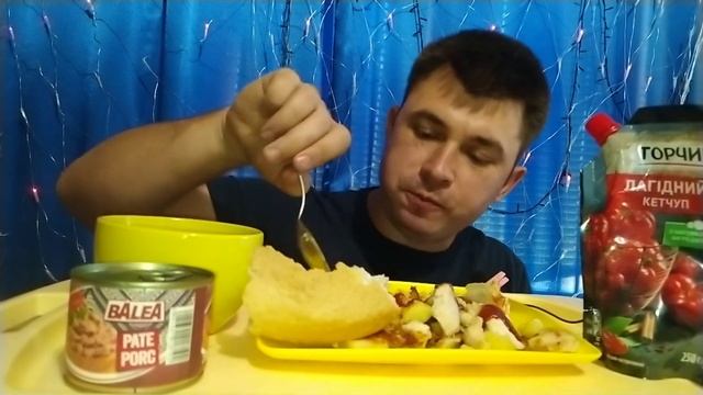 Насыщенный завтрак с аппетитным жареным мясом - Мукбанг