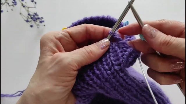 Стильная Шапка Спицами с Нежным Узором #шапка для женщин #шапка для детей #шапочки #_pautinka_knit смотреть онлайн