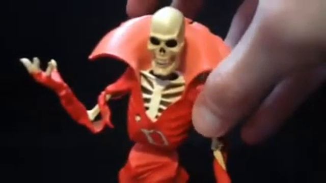 DC Direct Kingdom Come Deadman смотреть онлайн