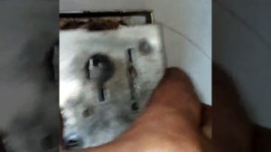 Замок для откатных ворот своими руками