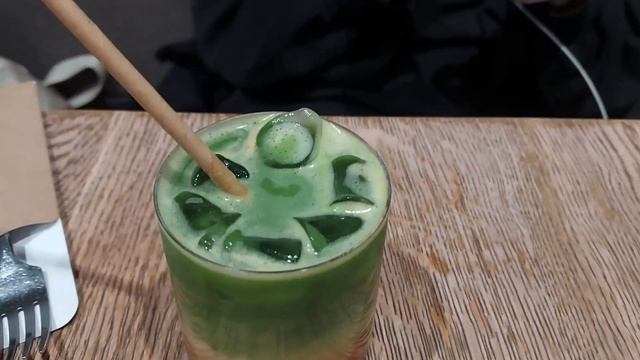 vlog| разговоры о ЕГЭ и один день в Москве смотреть онлайн