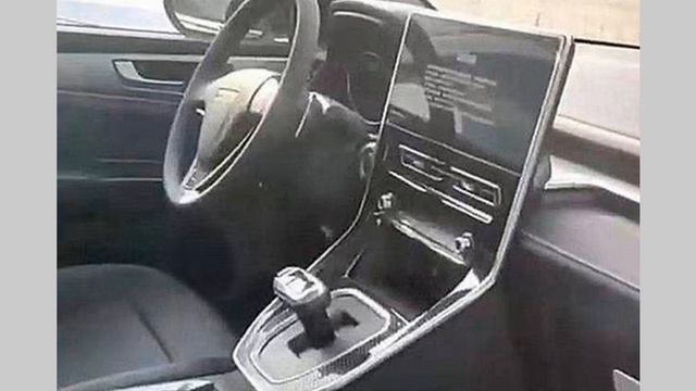 Салон кроссовера Haval M6 смотреть онлайн