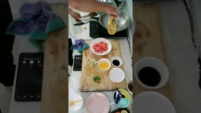 Рецепт тушеных помидоров с яйцом смотреть онлайн