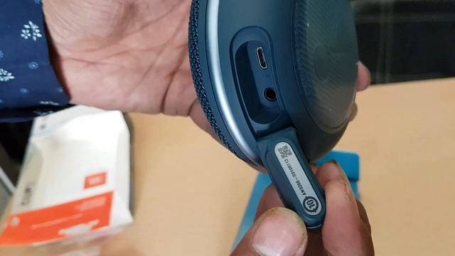 JBL CLIP 3 UNBOXING (BEST BUDGET WATERPROOF/8 HOURS BATTERY BACKUP BLUETOOTH SPEAKER) IN HINDI смотреть онлайн