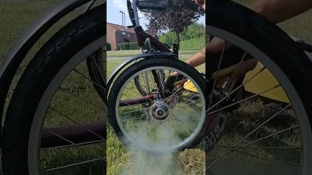 Kärcher для мытья велосипеда/ моем велосипед пароочистителем #kärcher #пароочистительkärcher смотреть онлайн