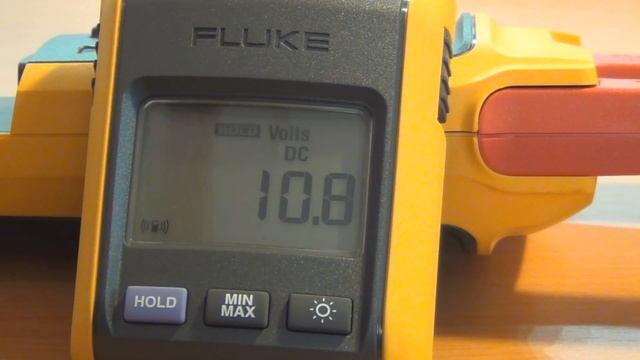 Multimeter Review / Buyers Guide: Fluke 381 Clamp Meter With IFlex