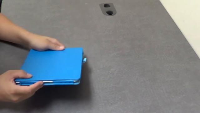 Fintie iPad 4/3/2 Folio Zip Case смотреть онлайн