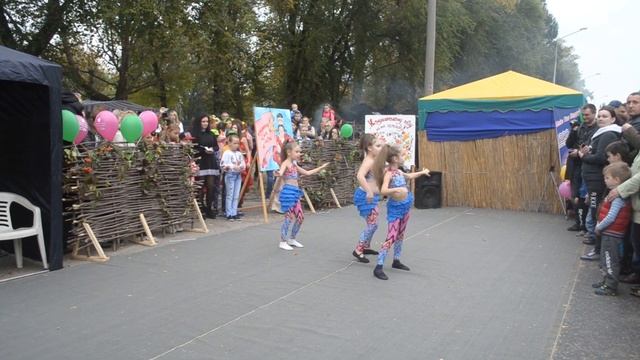 Танцы в Запорожье. Школа танца "РОНДО". Танцы для детей и взрослых. смотреть онлайн