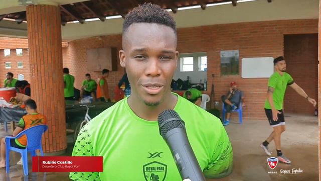 Rubilio Castillo hablo con nosotros después del entrenamiento смотреть онлайн