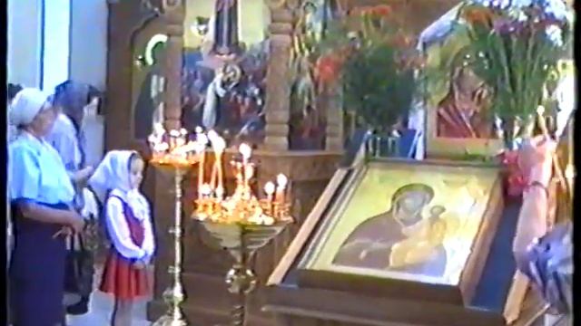 Кадр из видео-фильма ПЕРВЫЙ ДЕНЬ УРДОМЫ. Храм-2. 2000 год. смотреть онлайн