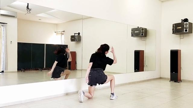 KARD - GUNSHOT Dance Tutorial | Slow music + mirrored смотреть онлайн