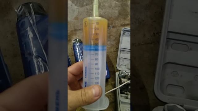 Рено Каптюр проверка уровня масла МКПП,раздатки,задний редуктор. смотреть онлайн
