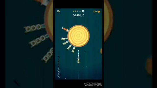 Метаем разными ножами. Обзор на игру KNIFE HIT. Играем в игру KNIFE HIT.