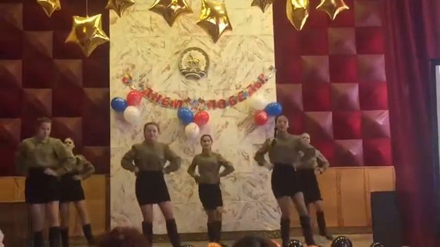 Танец под песню Катюша смотреть онлайн