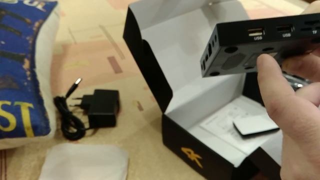 Новый X96 Обновлённая версия на Android 7.1 с Bluetooth и S905W Unboxing смотреть онлайн